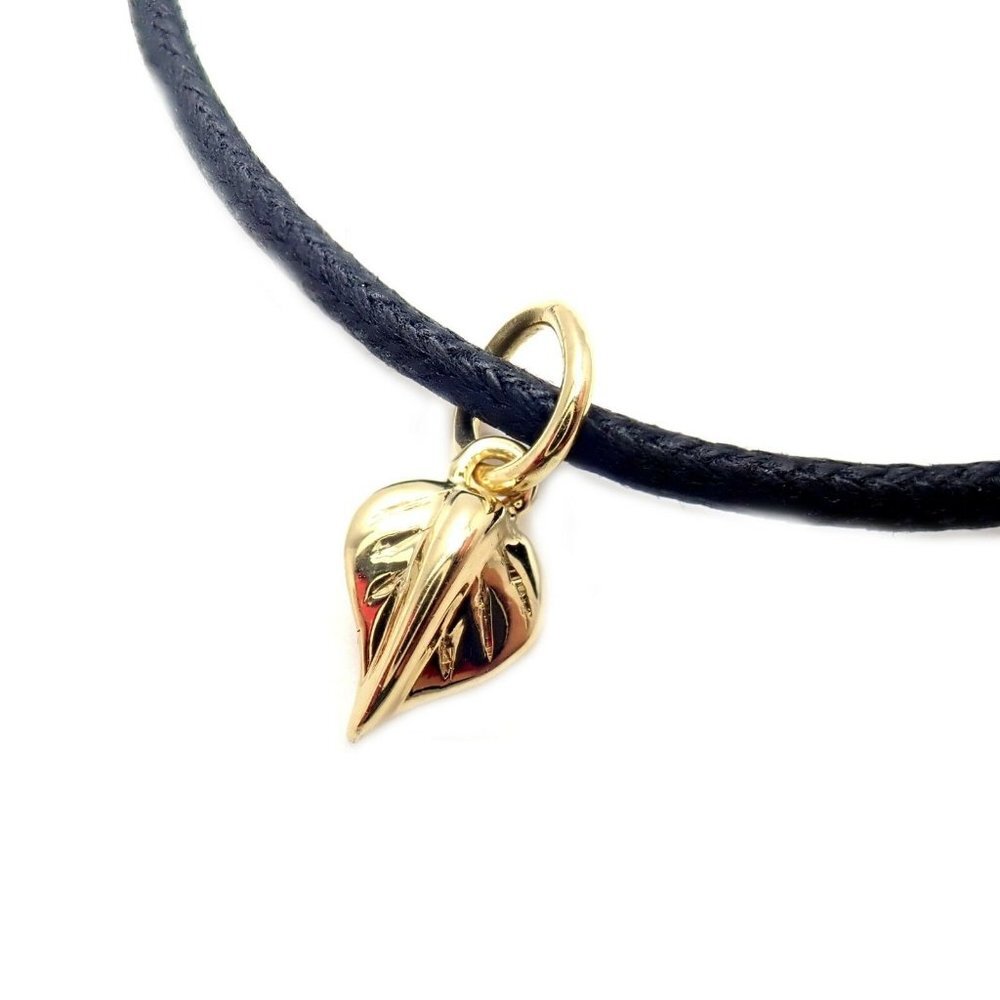 Temple St Clair 18k Tanooki Nature Leaf Charm Cord Bracelet​